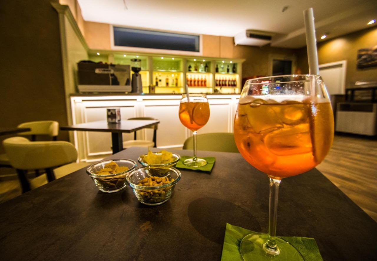 Hotel Perlage Florence Scandicci Eksteriør billede